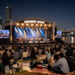 서울스프링페스티벌 원더쇼가 열리는 여의도 한강공원 물빛광장 야경과 특설 무대